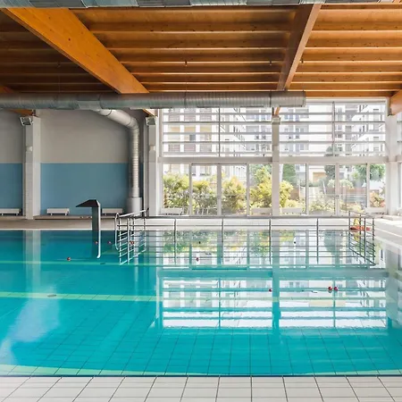 Apartment Cozy For 4 People With Swimming Pool And Tennis Court By Renters